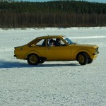 zimowa szkoła jazdy na lodzie